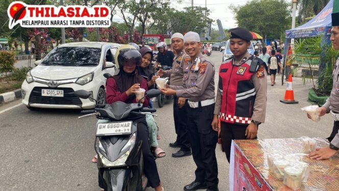 
					Kegiatan Positif Sat Lantas Polres Rohul: Berbagi Kemuliaan Di Bulan Ramadhan