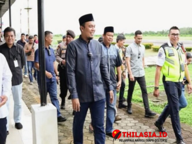 
					Meniti Asa di Langit Japura: Bupati Inhu Pastikan Sayap Rengat Terbentang Menuju Pekanbaru