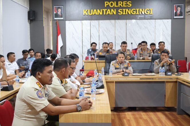 
					Rapat Eksternal Polres Kuansing Matangkan Agenda Fun Run dan Penanaman Pohon