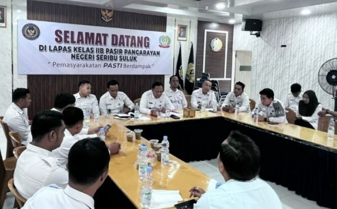 
					Jelang HBP ke-60, Kalapas adakan Rapat Persiapan.