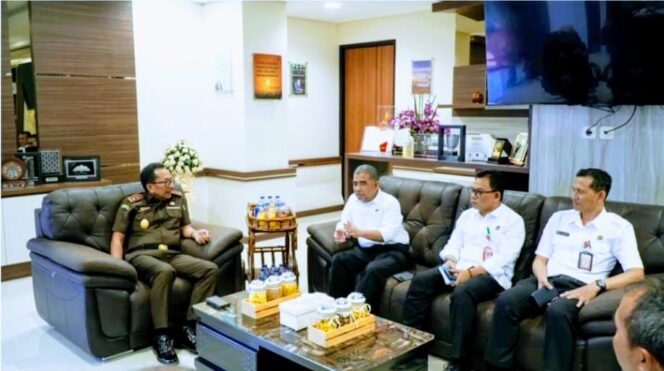 
					Perkuat Sinergi Lintas Lembaga, Kajati Riau Terima Kunjungan Strategis Kakanwil BPN.