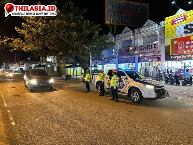 
					Sat Lantas Polres Rohul Gencar Laksanakan Patroli Blue Light Malam, Wujud Nyata Cegah Laka Dan Macet
