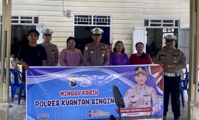
					Sat Lantas Polres Kuansing Laksanakan Giat Minggu Kasih di Gereja GSPDI Filadelfia Kebun Nanas