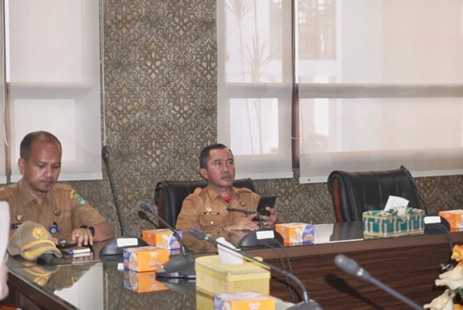 
					Rapat Bersama Mendagri, Pj Sekda Siak Bahas Penyelenggaraan Sekolah Rakyat.