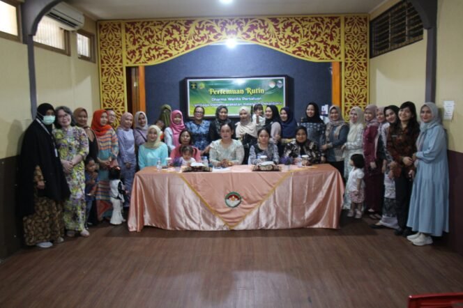 
					Pertemuan Rutin Dharma Wanita Persatuan Lapas Kelas IIA Pekanbaru, Wujud Kekompakan dan Silaturahmi.