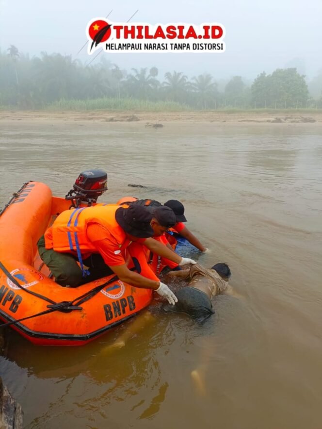 
					Anak Hanyut di Pekan Tebih Telah Ditemukan Polsek Kepenuhan dan Tim Gabungan BPBD