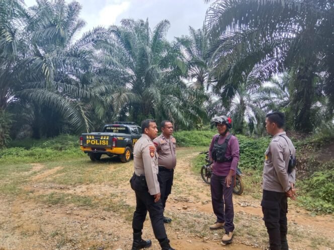 
					Sat Samapta Polres Kuantan Singingi Laksanakan Patroli, cegah pencurian buah sawit dan Himbauan Pencegahan Karhutla.