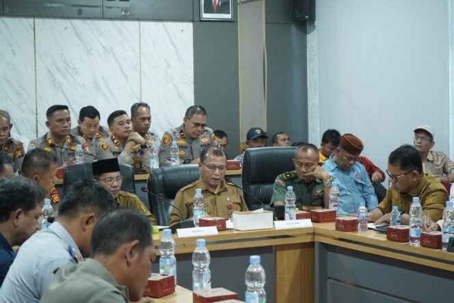 
					Polres Kuansing Gelar Rapat Koordinasi Eksternal Jelang Peringatan Hari Buruh Internasional 2025
