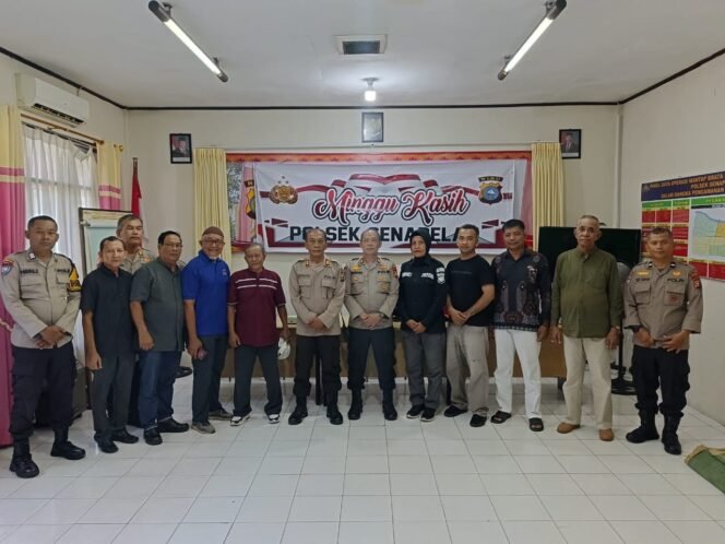 
					Polsek Senapelan Gelar Program “Minggu Kasih”, Wadah Aspirasi dan Keluhan Masyarakat.