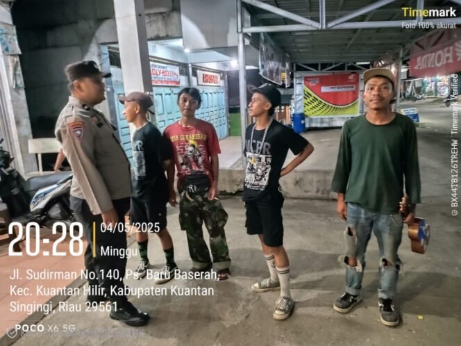 
					Polsek Kuantan Hilir Patroli KRYD Antisipasi C3, Narkoba, dan Tindak Pidana Lainnya.