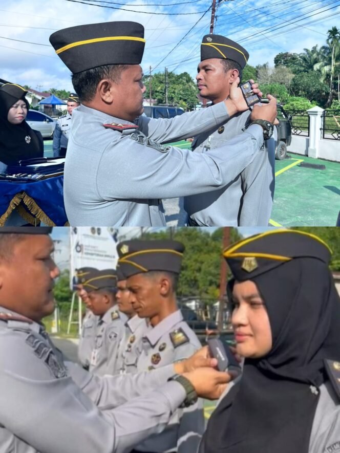 
					Semangat Baru di Lapas Pasir Pangaraian: Kalapas Efendi Sematkan Kenaikan Pangkat dan Penghargaan Pegawai
