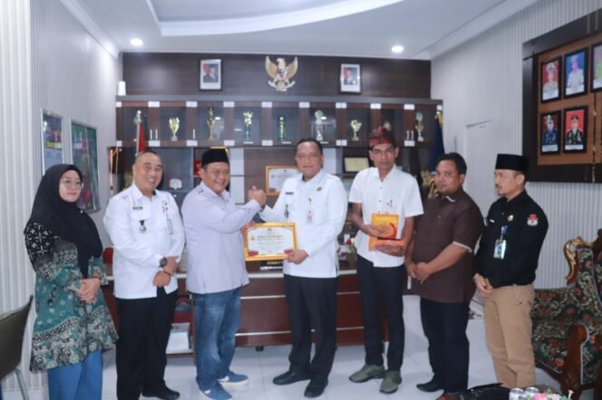 
					Ketua KPU Rohul Apresiasi Suksesnya Pemilu di Lapas Pasir Pangaraian