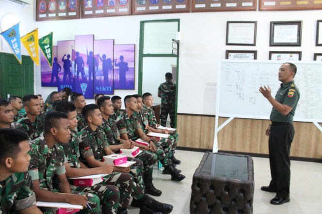 
					Penrem 031/Wira Bima Adakan Pembinaan Penerangan penerangan di  Wilayah Jajaran Korem 031/Wira Bima