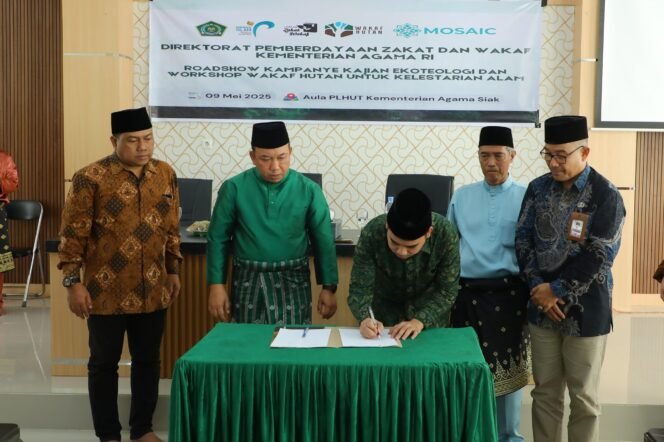 
					Wabup Husni Sebut : Wakaf Hutan Sejalan Dengan Konsep Siak Kabupaten Hijau