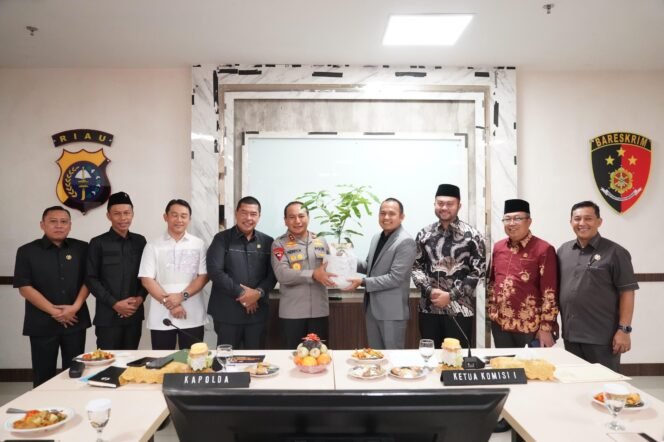 
					DPRD Provinsi Riau Dukung Pembangunan RS Bhayangkara Dilanjutkan
