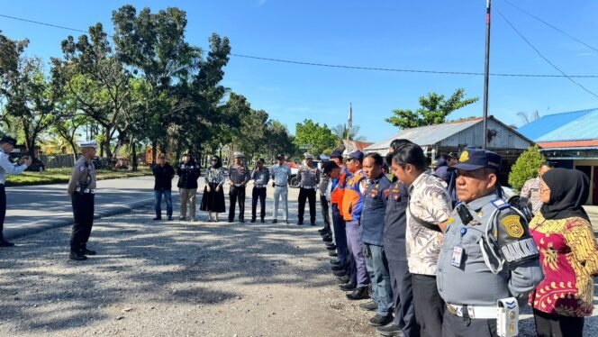 
					Ditlantas Polda Riau Gelar Razia Gabungan, Sasar ODOL dan Truk Pelanggar Jam Operasional di Pekanbaru.