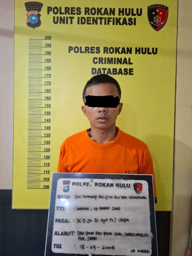 
					Polres Rohul Amankan Pelaku Tindak Pidana Persetubuhan Terhadap Anak di Bawah Umur