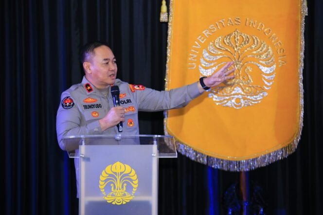 
					Divhumas Polri Raih Gold Winner Kategori Keterbukaan Informasi di Makaravox UI PR Awards 2025