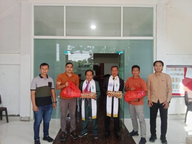 
					Polres Kuansing Laksanakan Minggu Kasih di Gereja GPIB Efrata Teluk Kuantan, Jalin Silaturahmi dan Serap Aspirasi Jemaat.