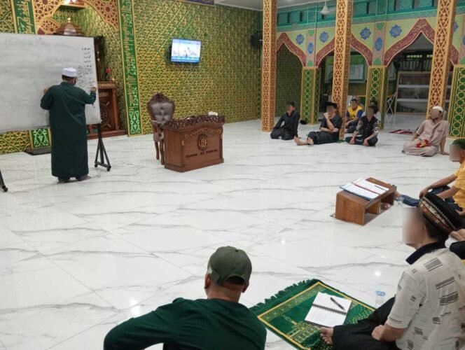 
					Lapas Pekanbaru Gelar Pengajian Rutin bagi WBP, Perkuat Pembinaan Kerohanian.