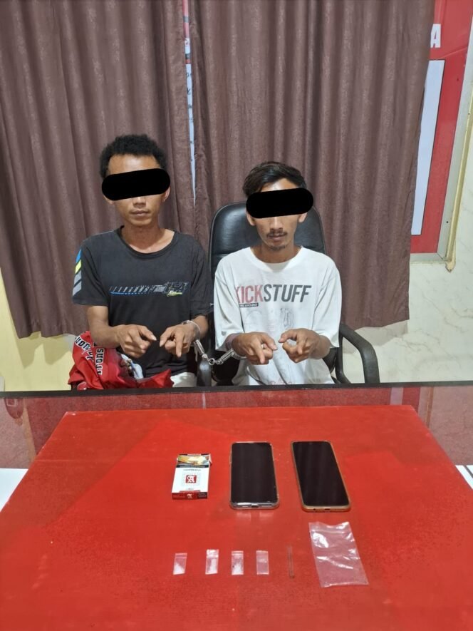 
					Tim Mata Elang Satres Narkoba Polres Kuansing Ungkap Peredaran Shabu di Singingi Hilir, Dua Pengedar Diamankan.