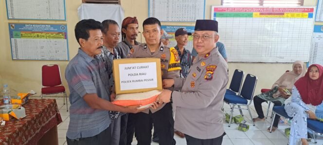 
					Jumat Curhat Gabungan di Lembah Sari: Polda Riau, Polresta Pekanbaru dan Polsek Rumpes Dengarkan Aspirasi Warga 