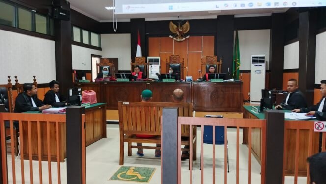 
					Kasus Koperasi Temiang Raya Disidangkan di PN Pasir Pengaraian, Dua Supir Truk Dituduh Mencuri.