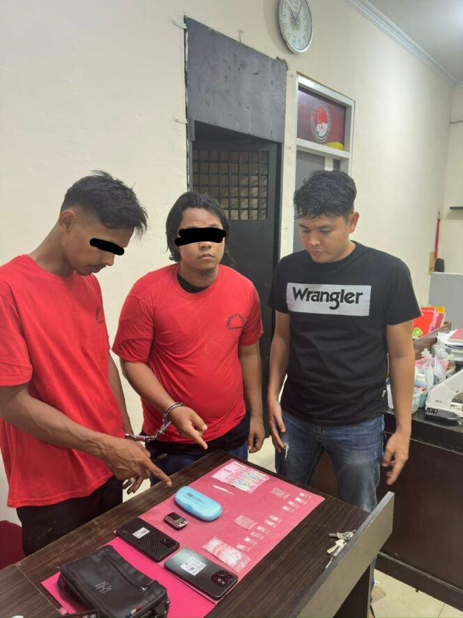 
					Miliki sabu 2,13 Gram, Polres Rohul Amankan Dua Pemuda di Rambah Samo Barat.
