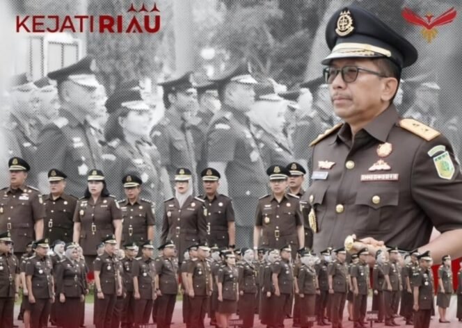 
					Kajati Riau Pimpin Upacara Harlah Pancasila 2025: Komitmen Teguh Membumikan Nilai Luhur Bangsa