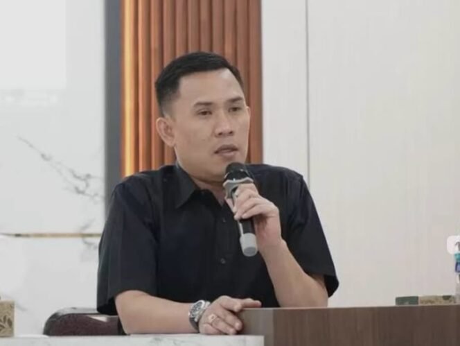 
					Bedah Anggaran DAK Rohil, Kejati Riau Periksa 22 Saksi dan Sita Bukti Penting.