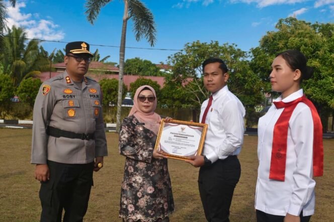 
					Bupati Kampar Apresiasi Prestasi Atlet Taekwondo Polres Kampar di PON Kapolri Cup VI