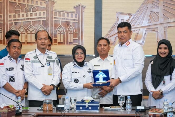 
					Dukung Pembentukan Pos Bantuan Hukum, Bupati Siak Sebut Penyelesaian Hukum Hak Dasar Setiap Warga Negara.