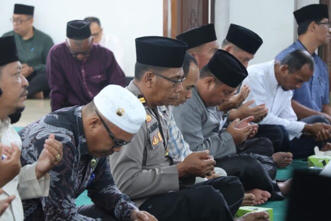 
					Doa Bersama Polres Kuansing Demi Negeri Aman dan Damai