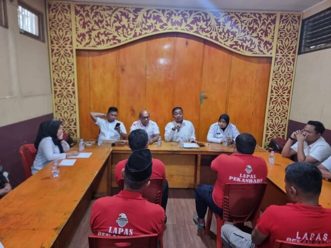 
					Lapas Pekanbaru Gelar Sidang TPP, Pastikan Hak Warga Binaan Terpenuhi.