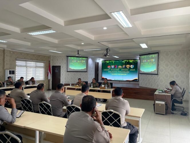 
					Polda Riau Lakukan Penilaian Green Policing Award 2025 di Polresta Pekanbaru