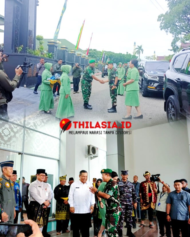 
					Momentum Bersejarah, Pangdam XIX/TT Mayjen Agus Hadi Waluyo Disambut Tradisi Militer dan Budaya Lokal.