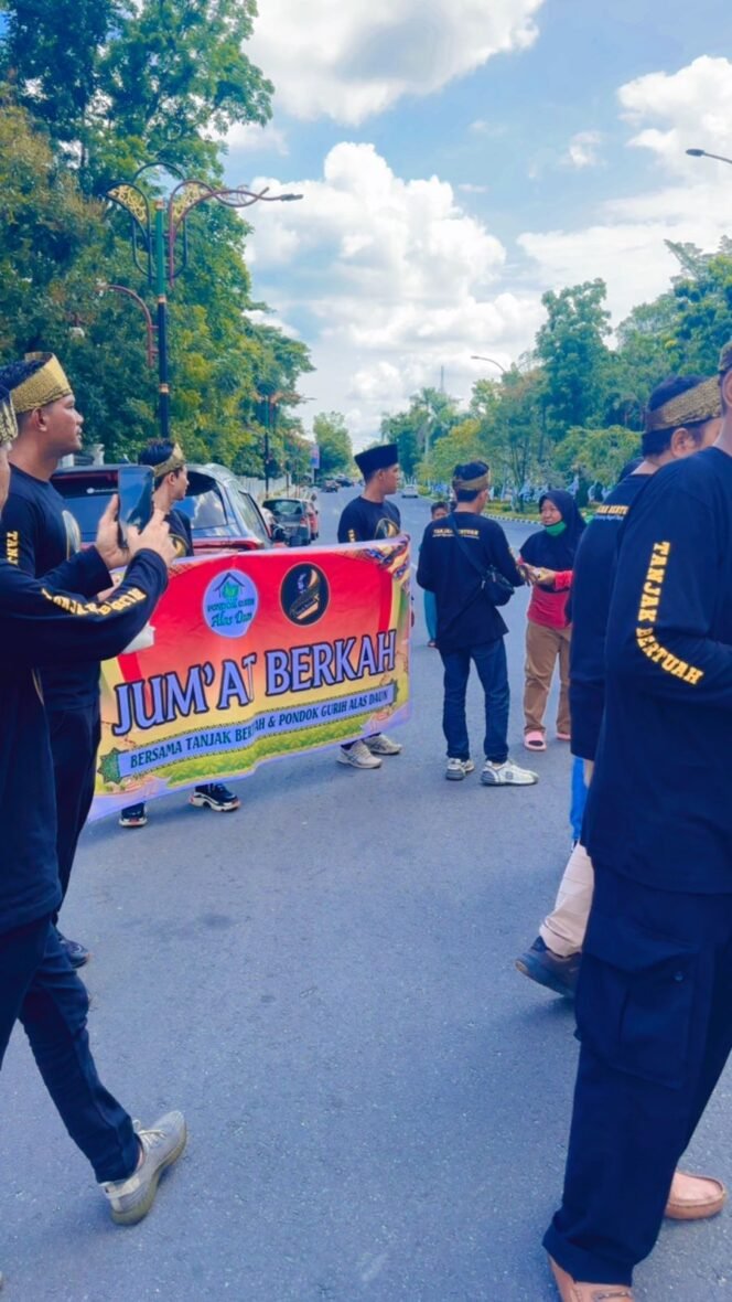 
					Gerak Nyata Tanjak Bertuah: Dua Titik, Satu Semangat, Seribu Berkah.