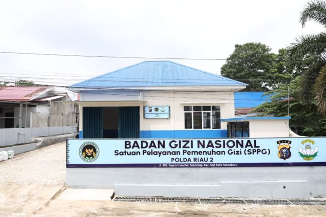 
					Warga Pekanbaru Berterima Kasih SPPG Polda Riau Kerja Lokal