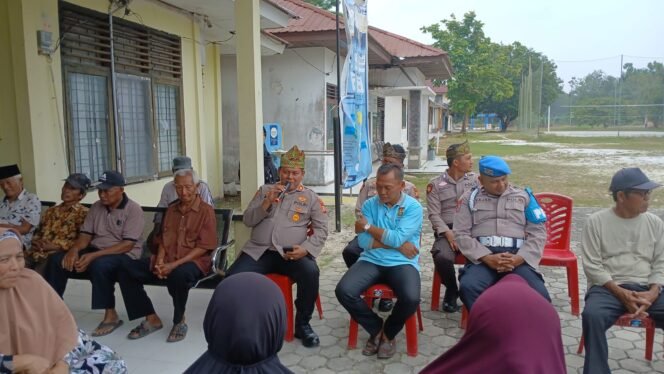 
					Jumat Berkah, Polsek Kampar Berbagi Rizki Kepada Warga Yang Kurang Mampu