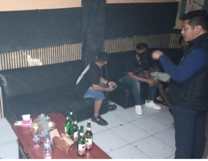 
					Bandel Saat Ramadan, Salon Neril Digerebek Satpol PP Dumai Dini Hari