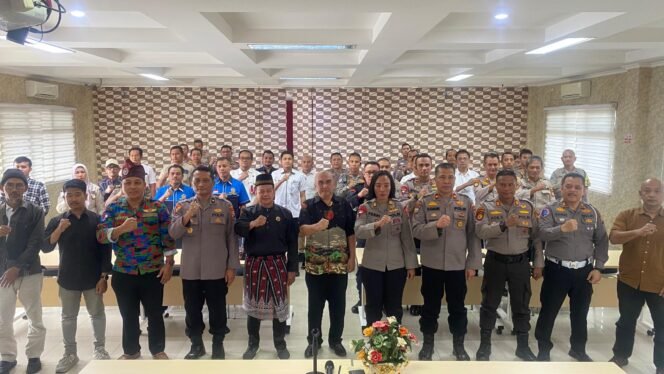 
					Polresta Pekanbaru Gelar FGD Bersama Tim Puslitbang Mabes Polri Tentang Penanganan Unras