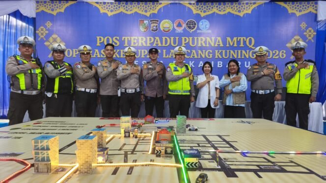 
					Dirlantas Polda Riau Cek Pos Pam dan Pos Yan di Pekanbaru, Pastikan Kesiapan Operasi Ketupat 2026