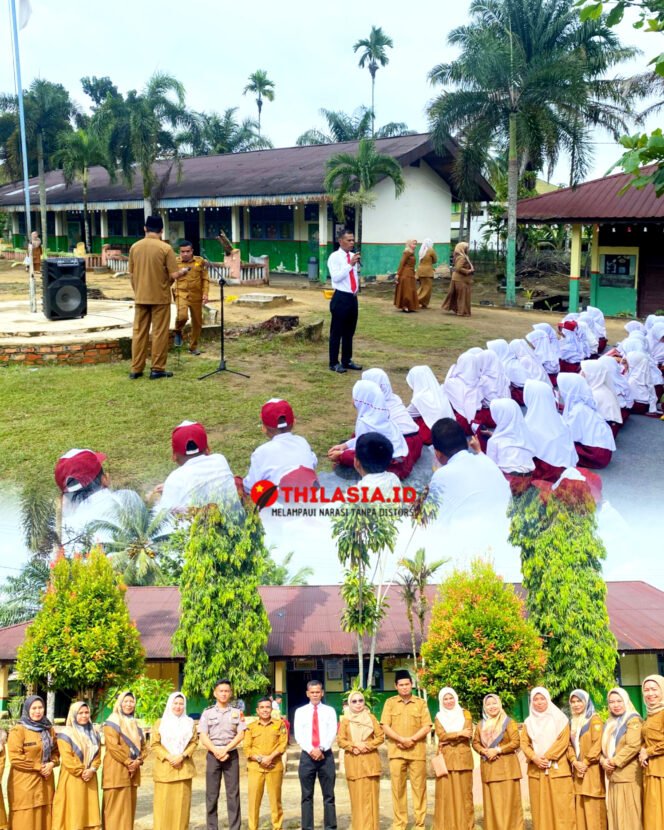 
					Polsek XIII Koto Kampar Sosialisasikan Bahaya Narkoba dan Bullying di SD 02 Batu Bersurat, Siswa Diajak Peduli Lingkungan