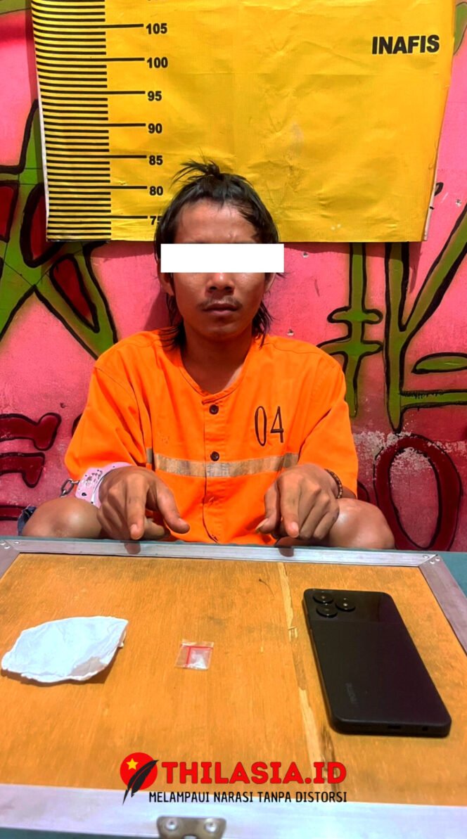 
					Aksi Senyap Berujung Tangkap! Pengedar Sabu di Jalan Pertanian Mandau Diciduk, 0,30 Gram Diamankan Polisi