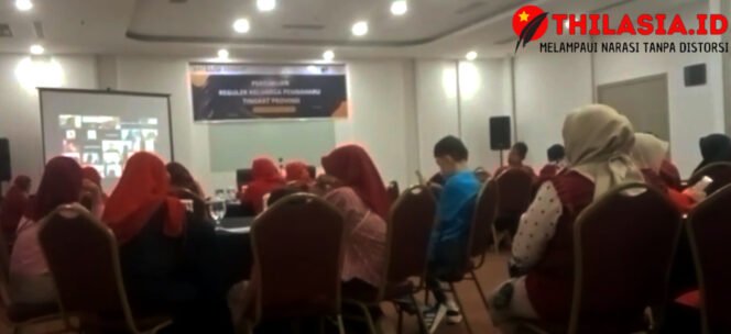 
					Menjaga Batasan di Dunia Kerja: Kunci Kesehatan Mental di Tengah Tekanan Sosial