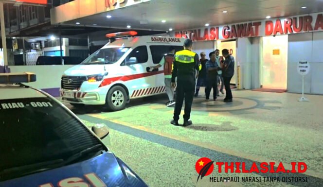 
					Dramatis, Sat PJR Ditlantas Polda Riau Kawal Ambulans Pasien Kritis Hingga Tiba Tepat Waktu