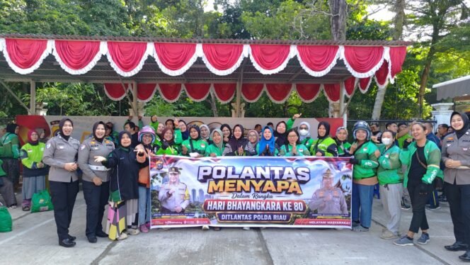 
					Semarak Jelang Hari Bhayangkara ke-80, Ditlantas Polda Riau Resmikan Rest Area dan Nobar Piala Dunia Bersama Ojol