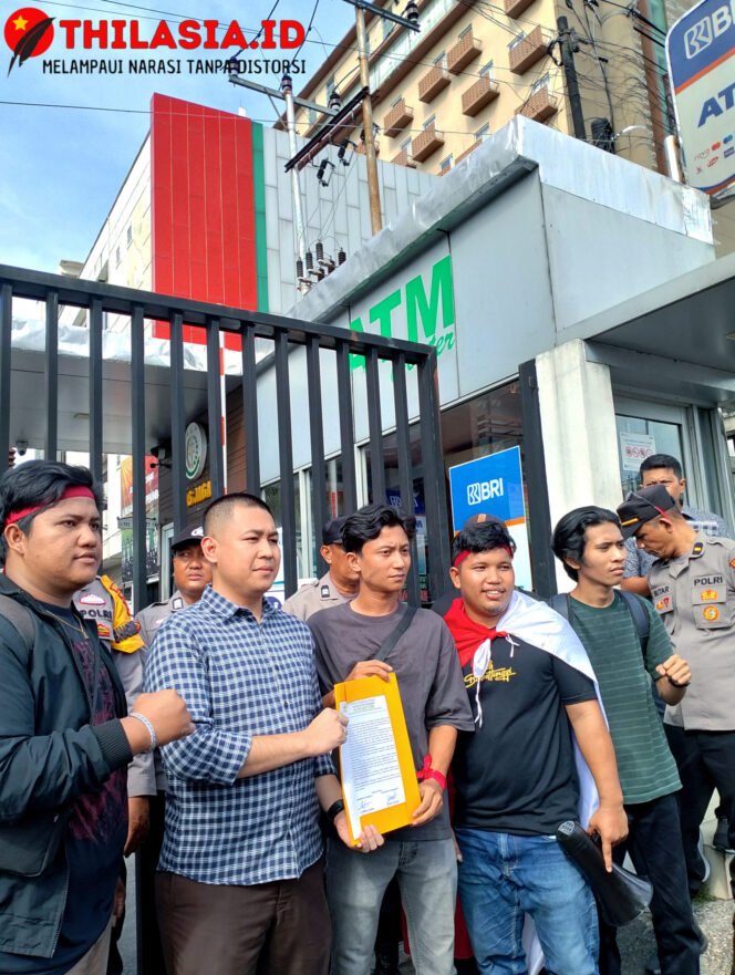 
					LSM AMATIR Desak Kejari Pekanbaru Segera Tetapkan Sekwan DPRD Kota Pekanbaru sebagai Tersangka