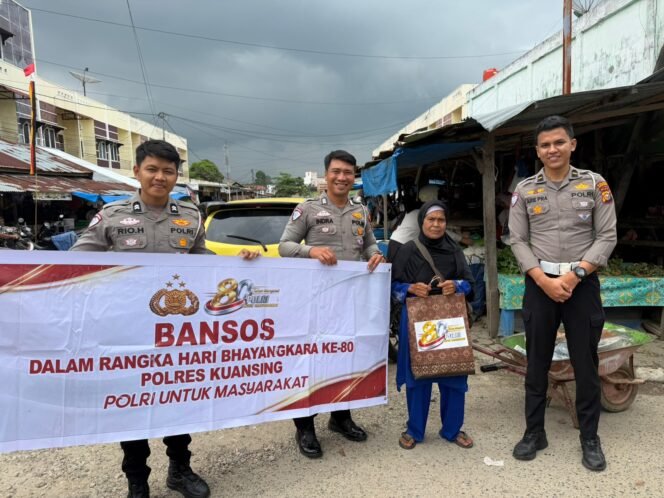 
					Hari Bhayangkara ke-80, Polda Riau Tebar Kepedulian Lewat Ribuan Bansos dan Aksi Sosial hingga Pelosok Daerah