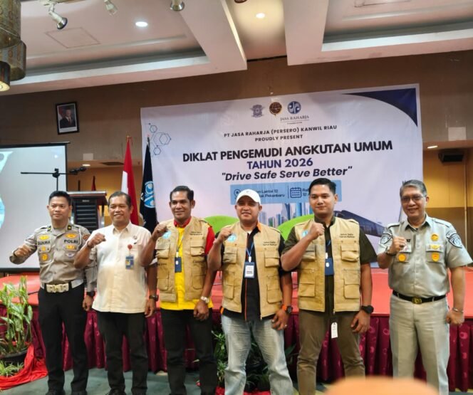 
					“Drive Safe, Serve Better” 2026: Ditlantas Polda Riau Perkuat Profesionalisme Pengemudi Angkutan Umum dan Budaya Keselamatan